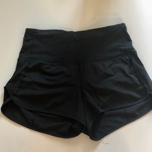 Lululemon Hi-Rise Speed Up short